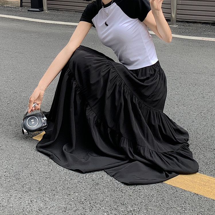Women's Pleated Maxi Skirt - A-Line Silhouette main image 1