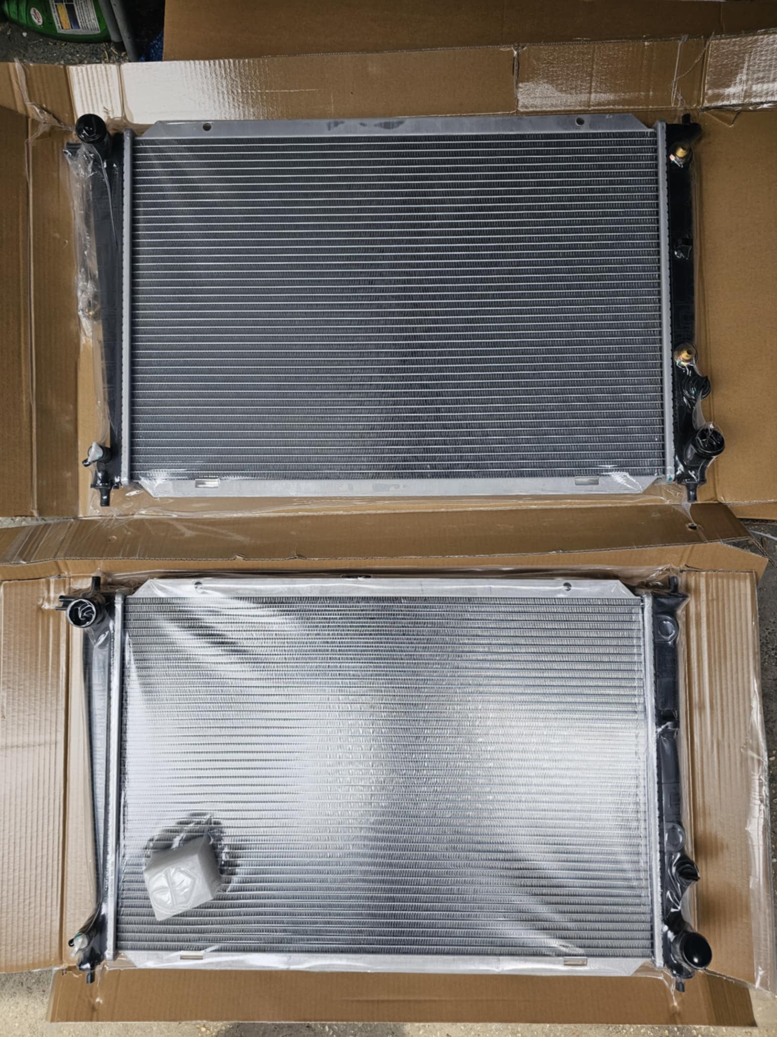 Radiator Hyundai Starex 2 row 26mm Manual Automatic 1998-07 SVX GRX ...