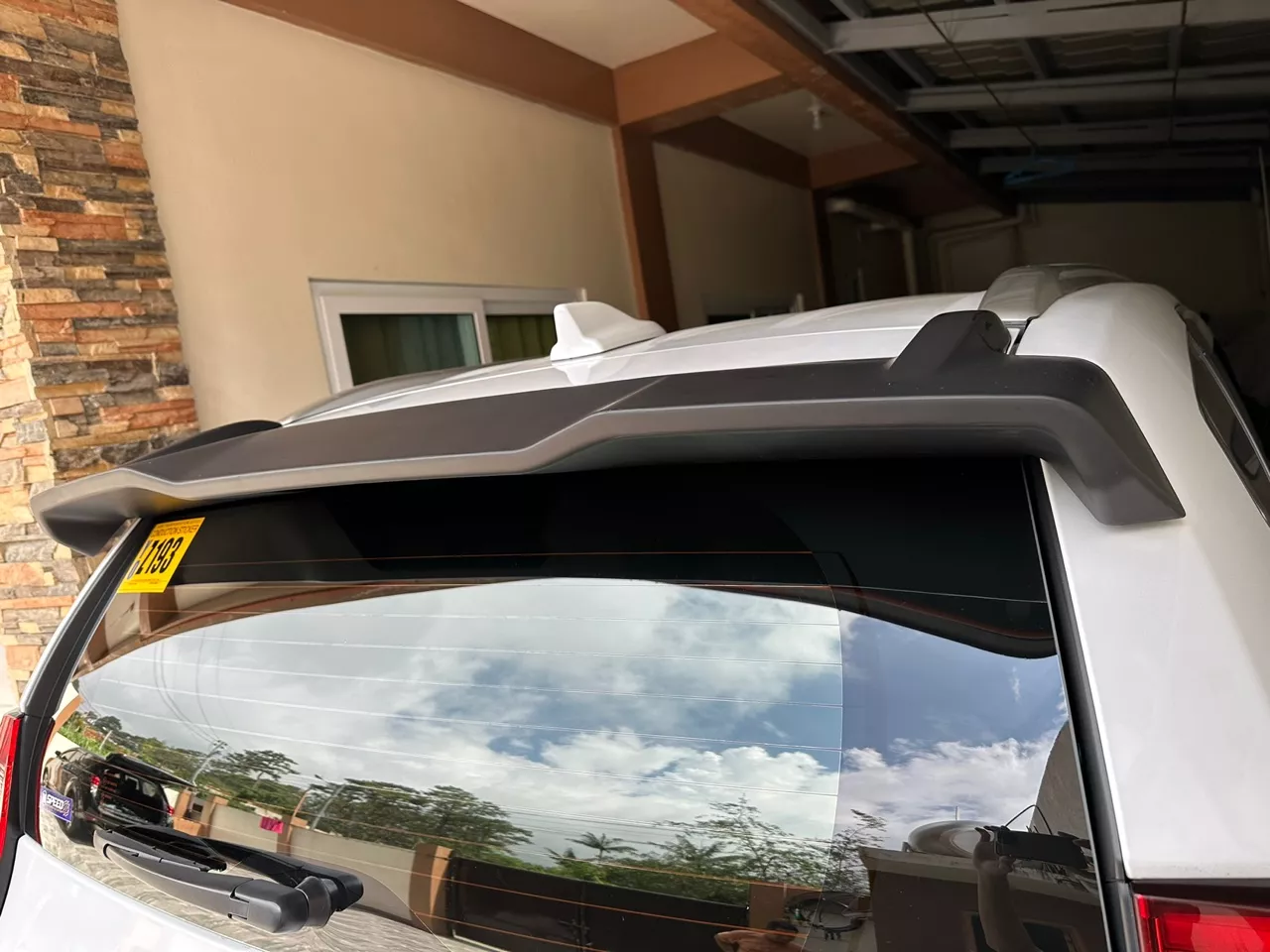 Mitsubishi Montero 2016 to 2025 Primer Black Finish Rear Spoiler ...