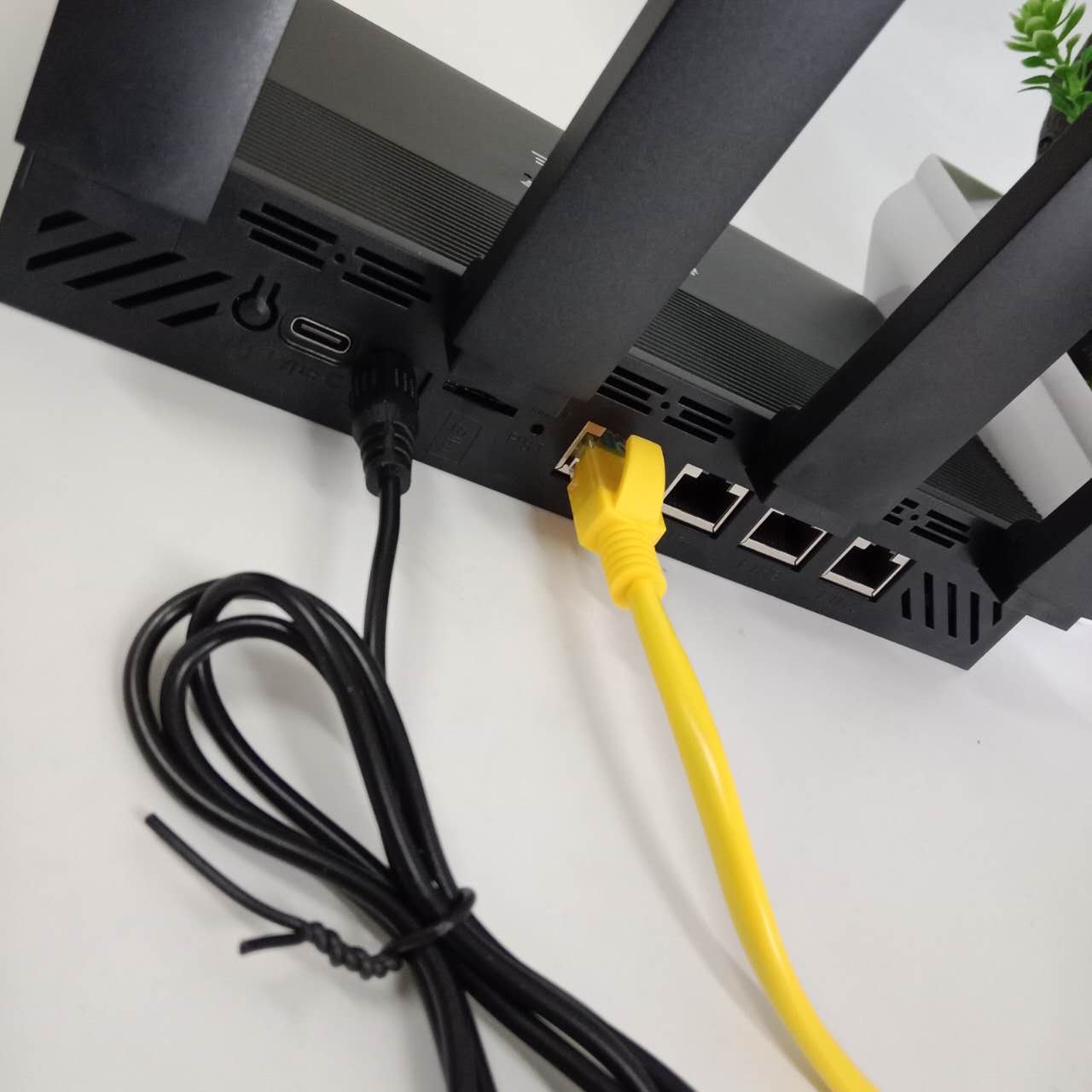 4G+CPE WiFi Router Sim Card Modem LTE Cat4 Up To 3000Mbps WIFi up to ...