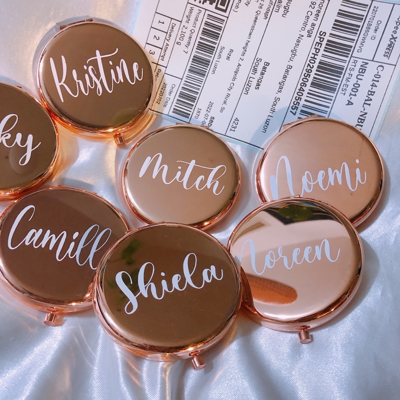 handmade-personalized-mirror-gift-for-her-bridesmaid-birthday