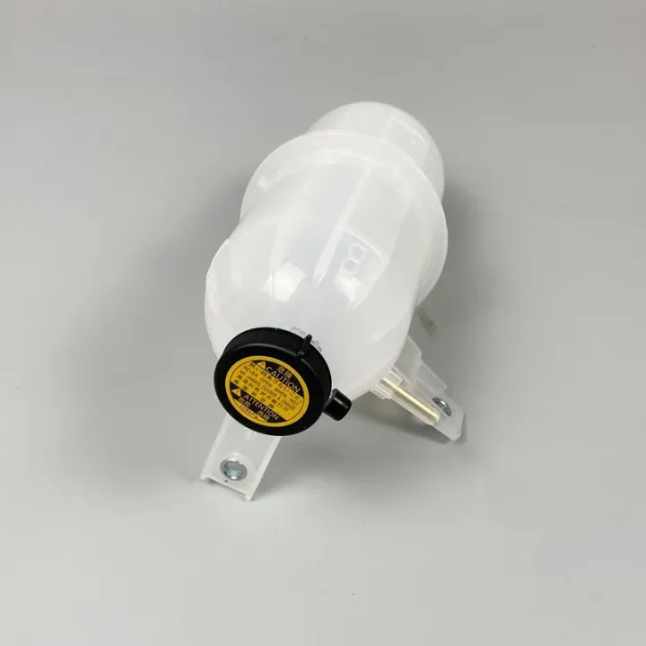 Toyota Hilux/Innova/ Fortuner 2005-2018 Coolant Tank Reservoir Tank ...