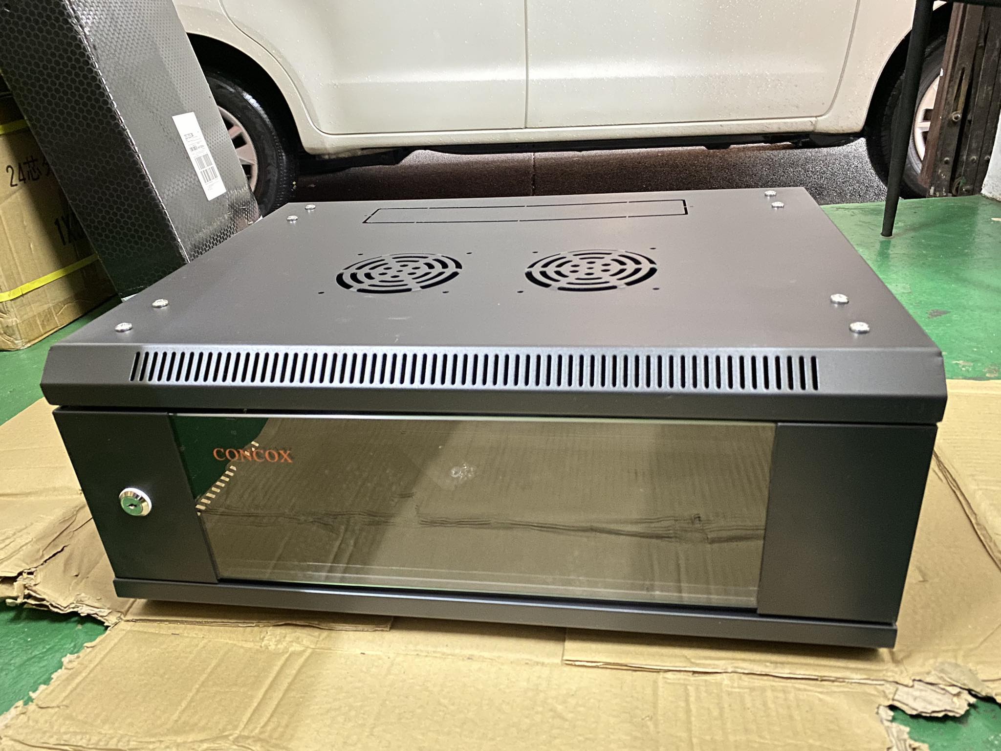 4U DATA CABINET 600MM 450MM Cabinet with lock (For Self-Assembly) wall ...
