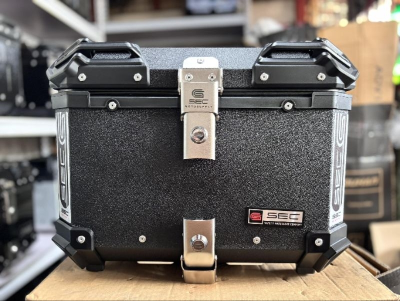SEC ALLOY ANTISCRATCH 45 LITERS TOP BOX WITH BACKREST | Shopee Philippines