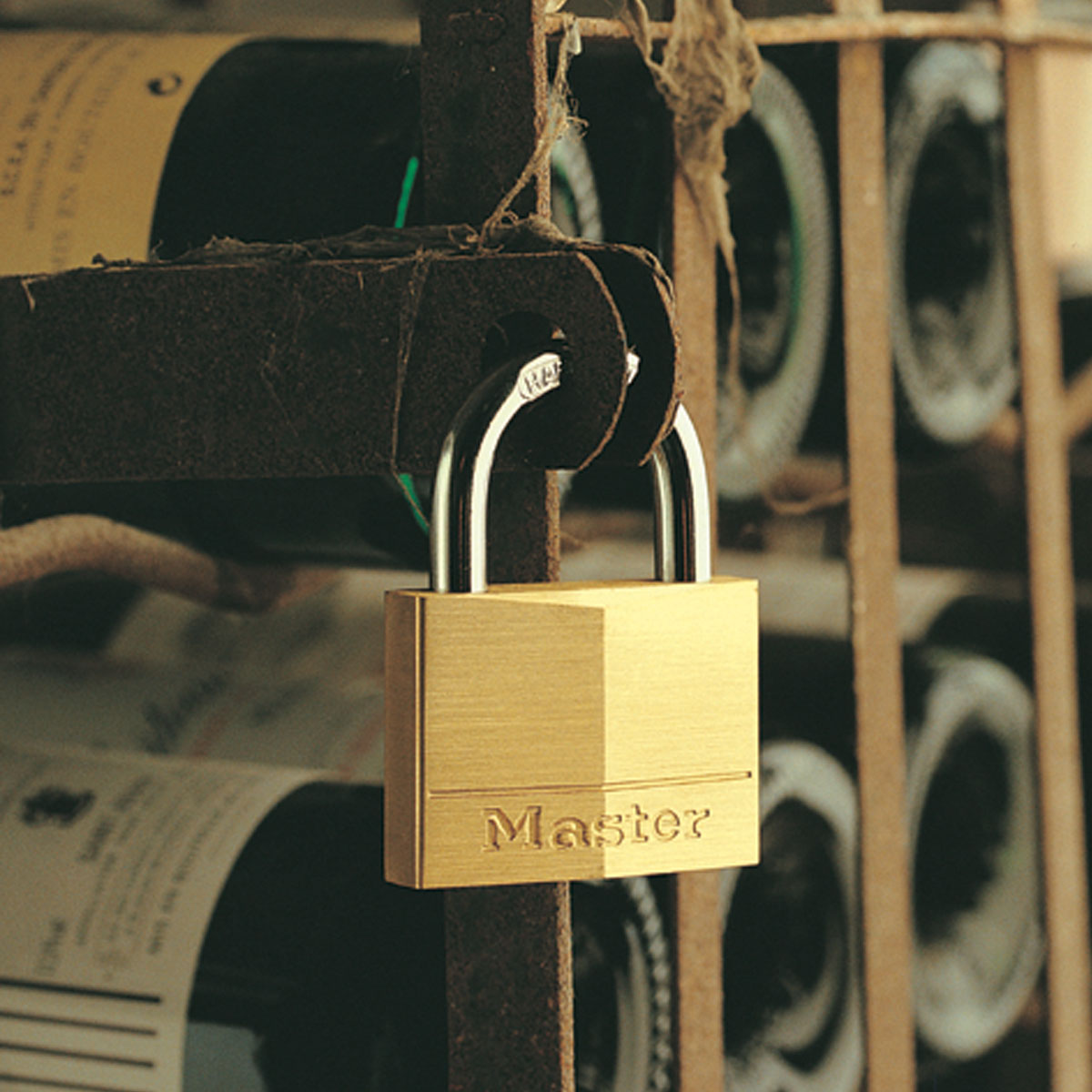 Master Lock 140EURD Brass Padlock 40MM | Shopee Philippines