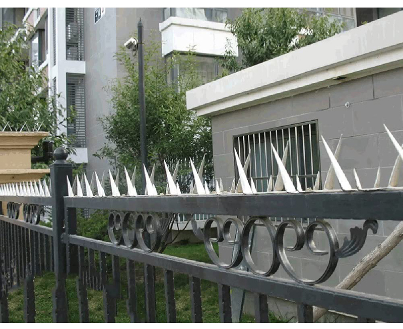 Anti climb Sharp Wall Spike on top of Wall and Fence | Security Spikes ...