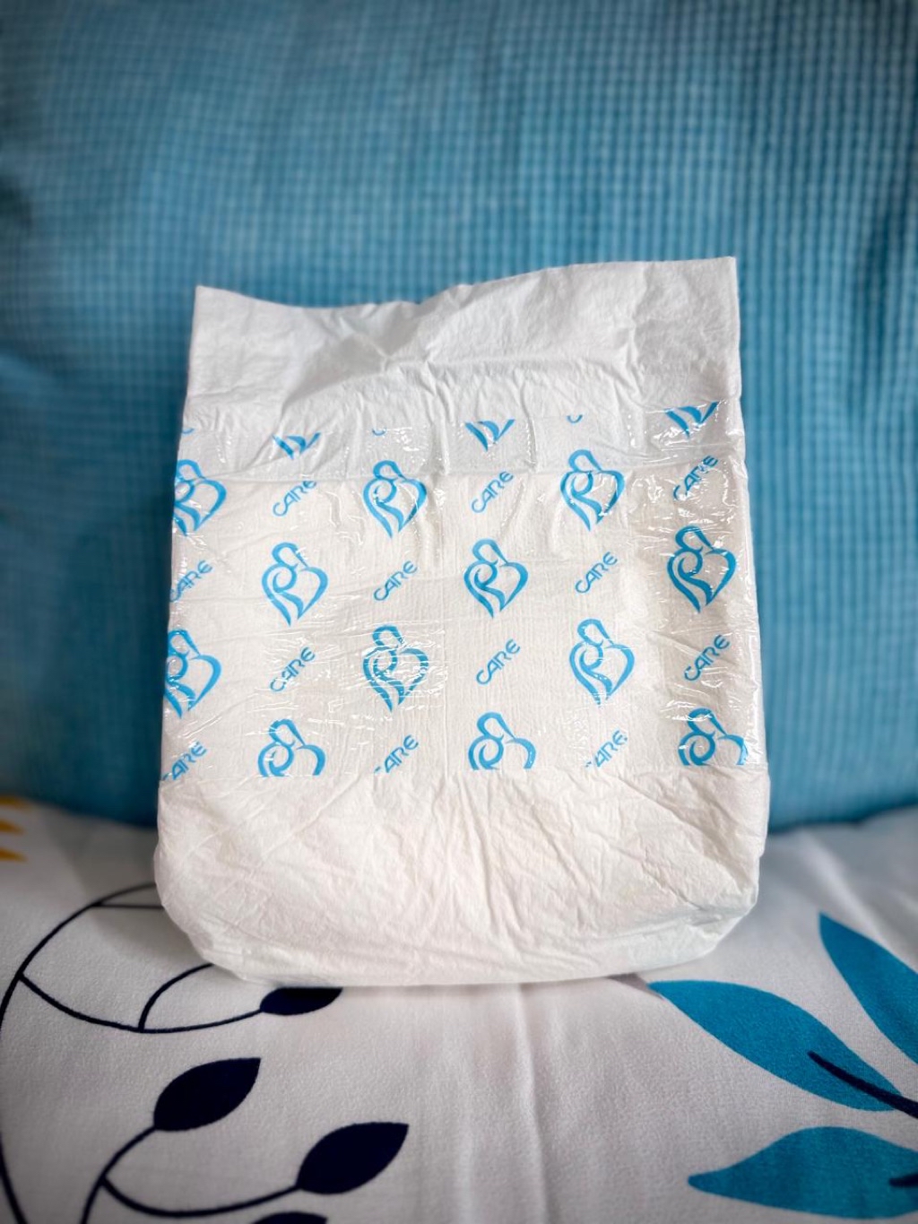 Care Generic Adult Diapers MEDIUM 80pcs (10pcs x 8packs) | Shopee ...