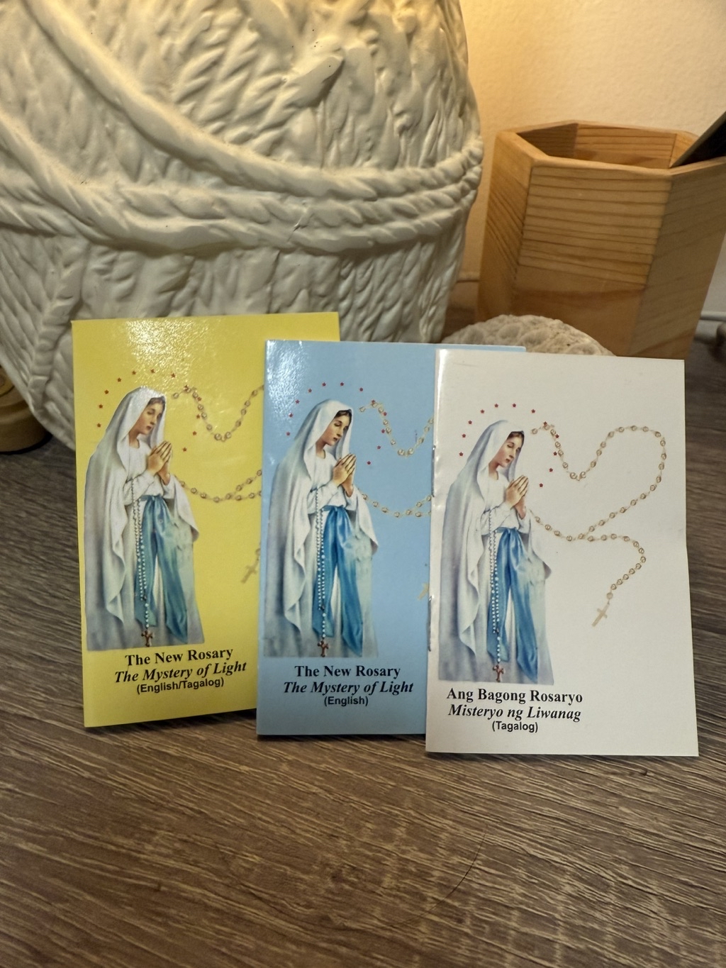 ROSARY GUIDE (English or Tagalog or English/Tagalog) 2.5 x 3.8 inches ...