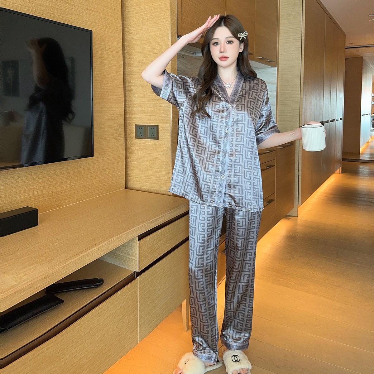 Amanda Korean Style Silk Pajamas Set Short Sleeves Sleepwear for Woman ...