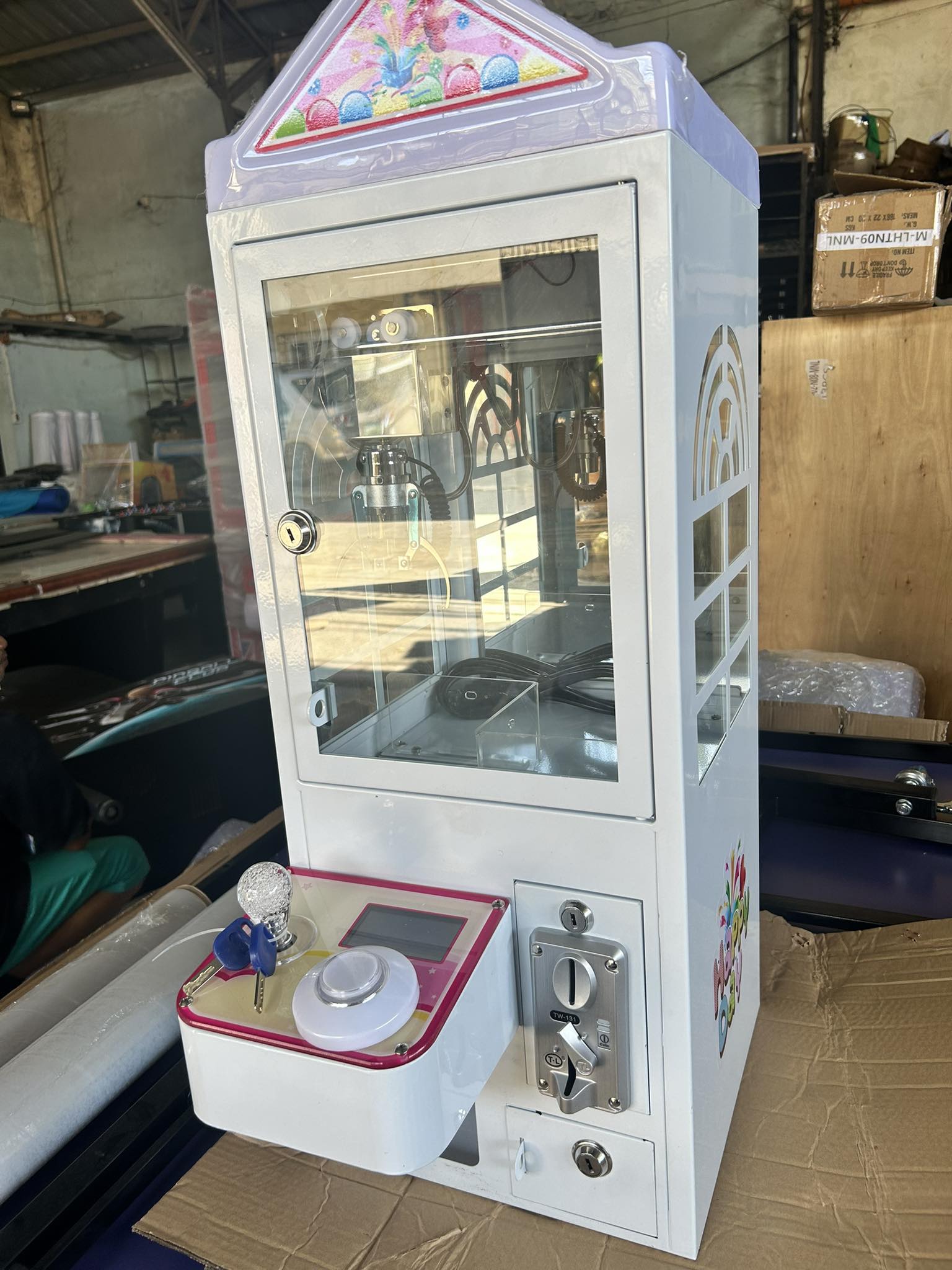 MINI CLAW MACHINE COIN OPERATED ARCADE MACHINE | Shopee Philippines