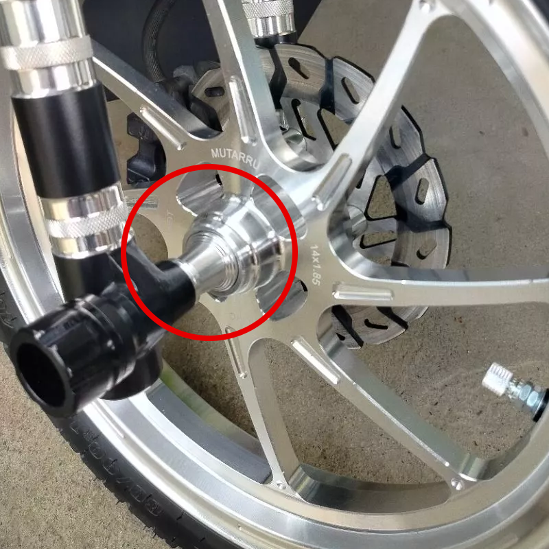 Alloy Hub & Spacers for Honda Click 125i 150i / PCX160 / Yamaha R15 ...