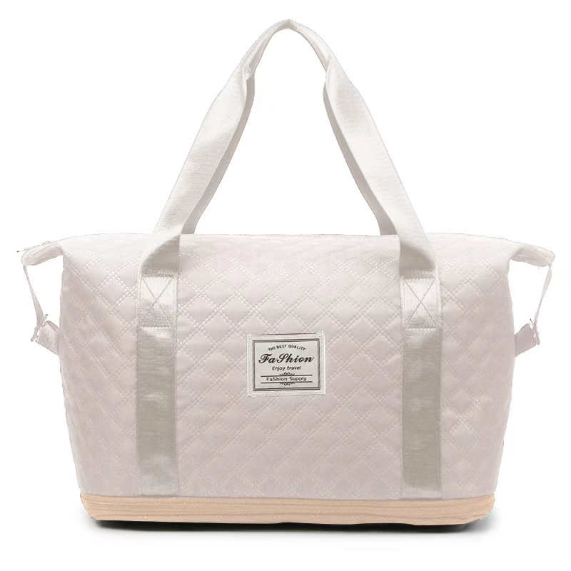 Baggo Expandable Travel Bag | Waterproof & Wear-Resistant Weekend ...