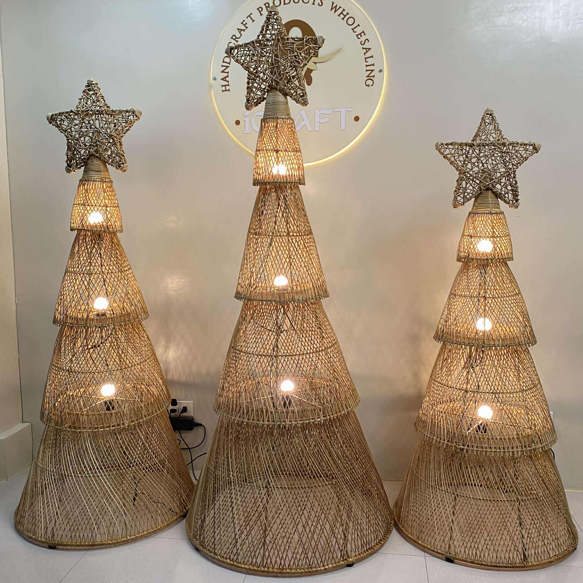 NATURAL RATTAN CHRISTMAS TREE 9 FEET WITH WIRING & BULBS | Shopee ...