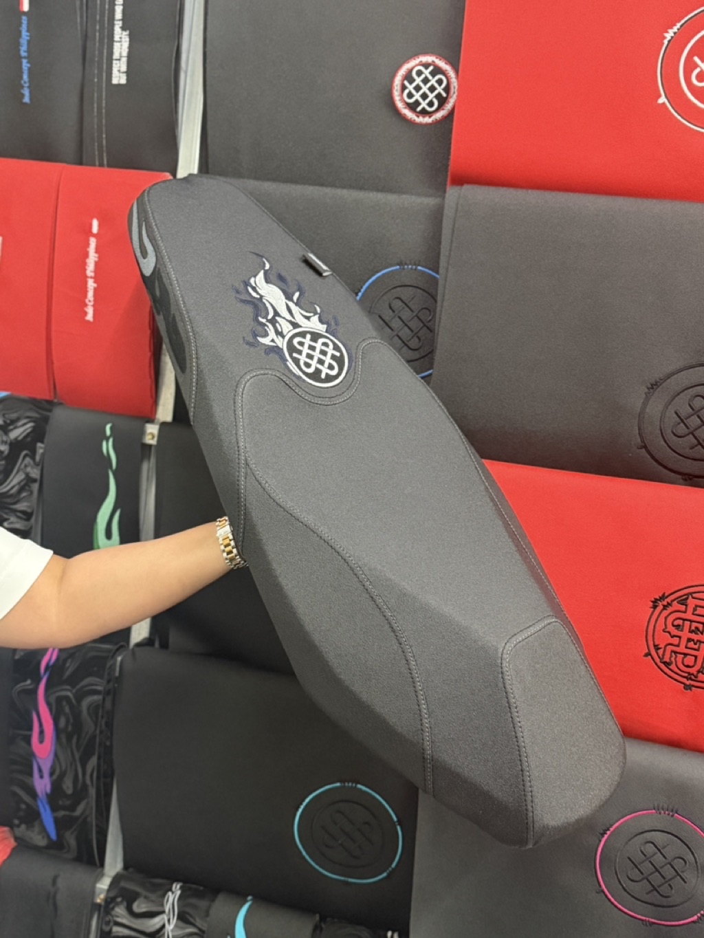 INDO SEAT ASSEMBLY | BRAND NEW CUSTOM SEAT | Shopee Philippines