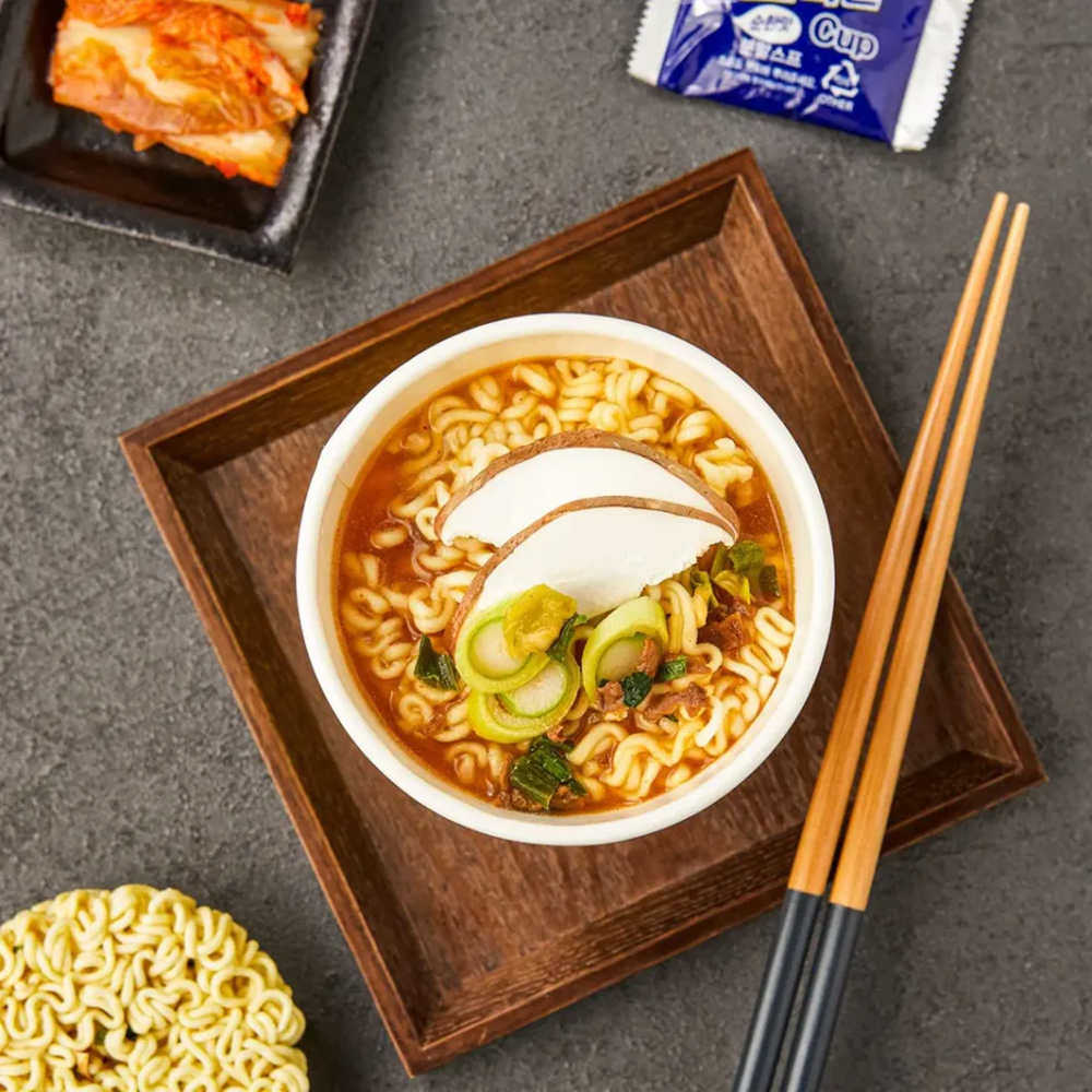 OTTOGI Jin Ramen Mild Spicy Small Cup 65g | Shopee Philippines