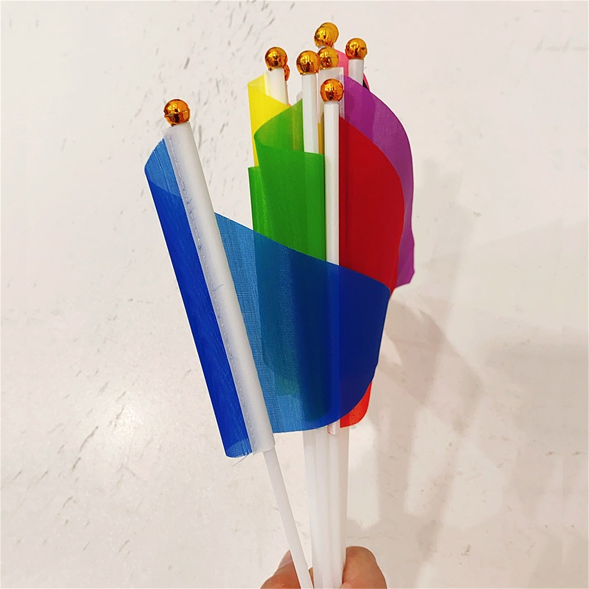10Pcs Mini Triangular Hand Cranked Flag With Pole Small Hand Flag 14 ...