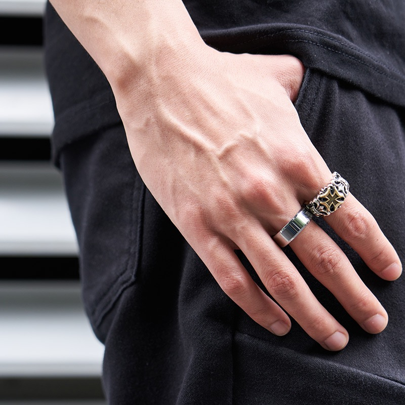 【Gift Idea】Stainless Steel Punk Ring | Matte Brushed Finish, Unisex ...