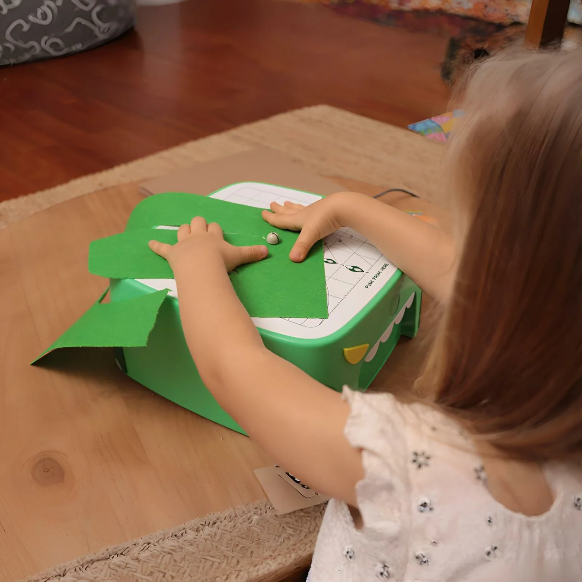 beaverbot-c2-kids-cardboard-cutter-tool-for-ages-4-safe-power