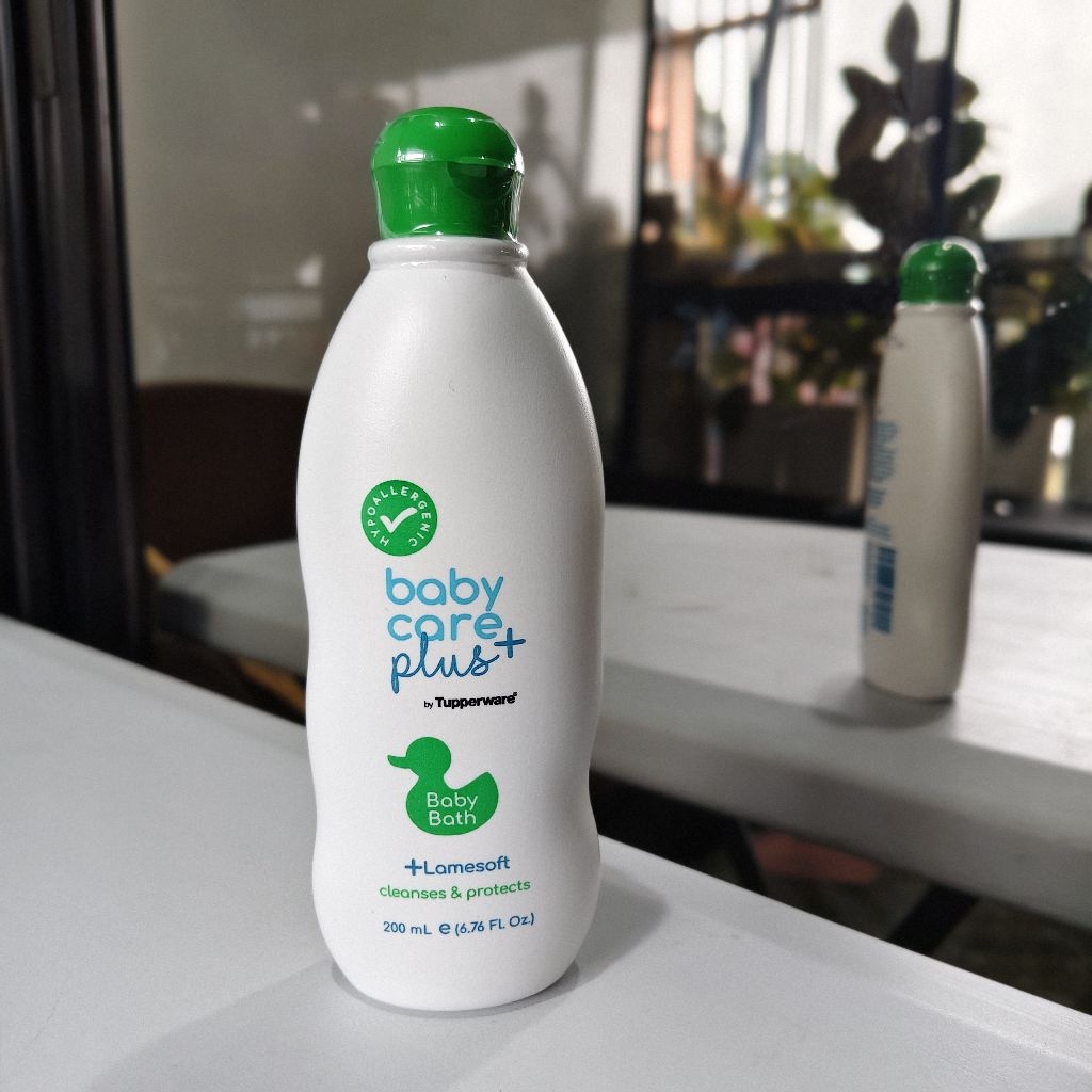 Tupperware Blue/White Collection Bath/Shampoo/Lotion/Cologne 300ml ...