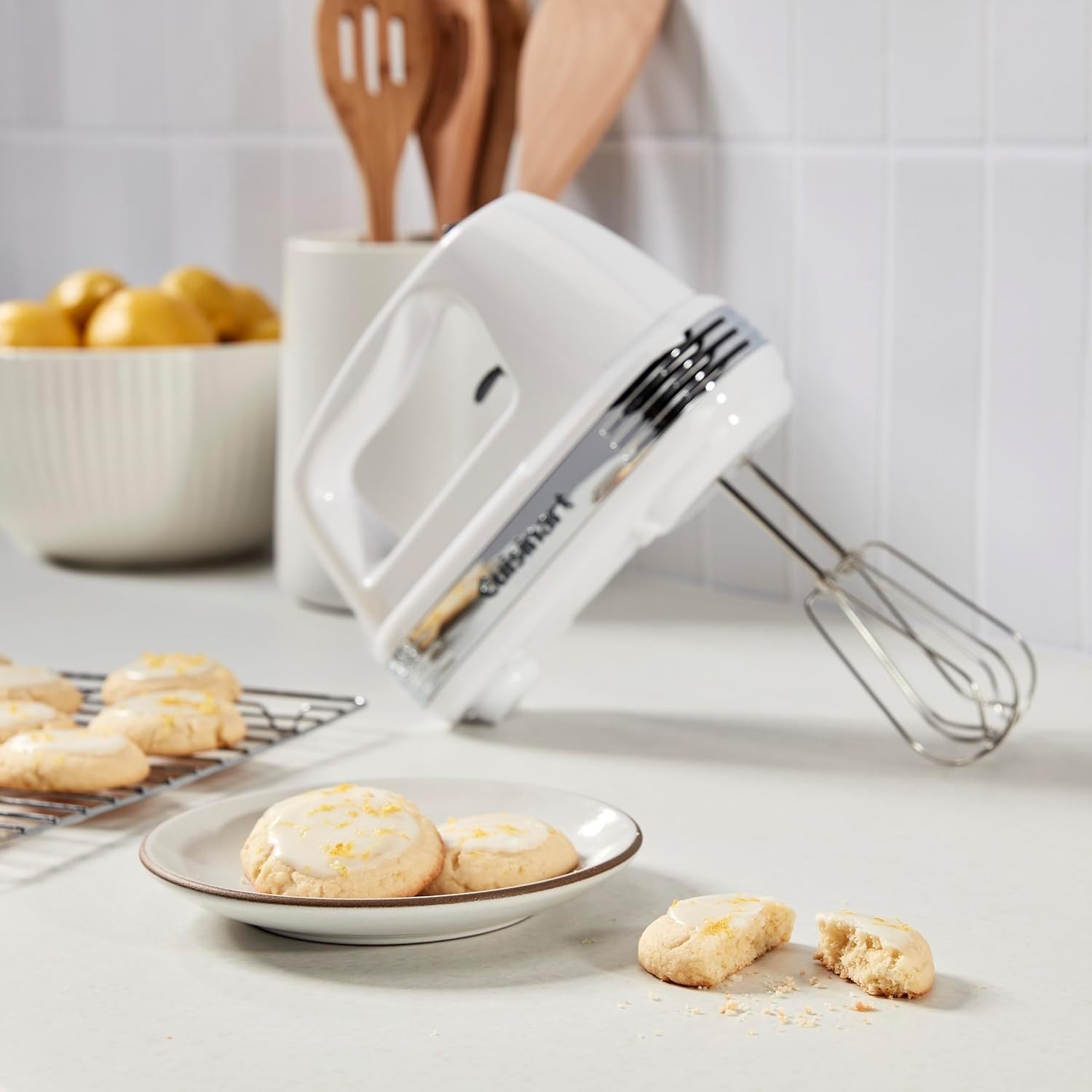 Hand Mixer 5 Speed Electric With Beaters & Dough Hooks Hand Mixer