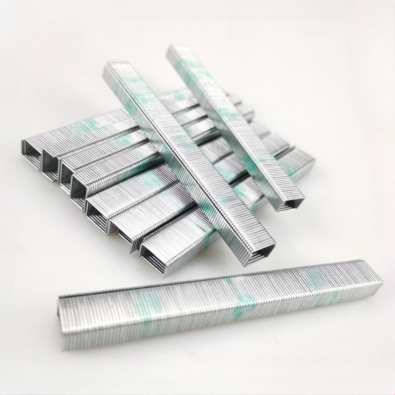 2400pcs U-Shaped Staples Set for Staple Guns Heavy Duty Door-Type Nails ...