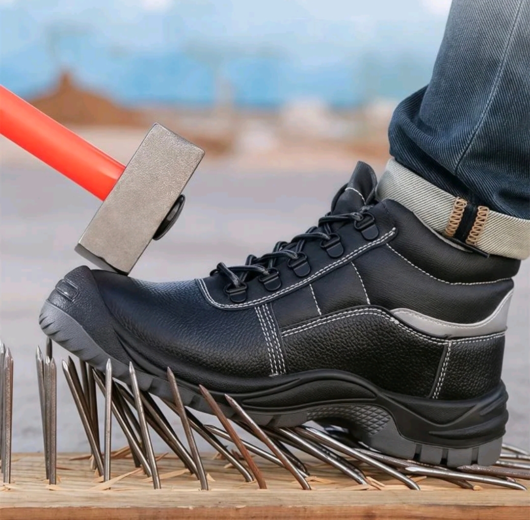 Breathable steel-toed safety work shoes with reflective strips | Shopee ...