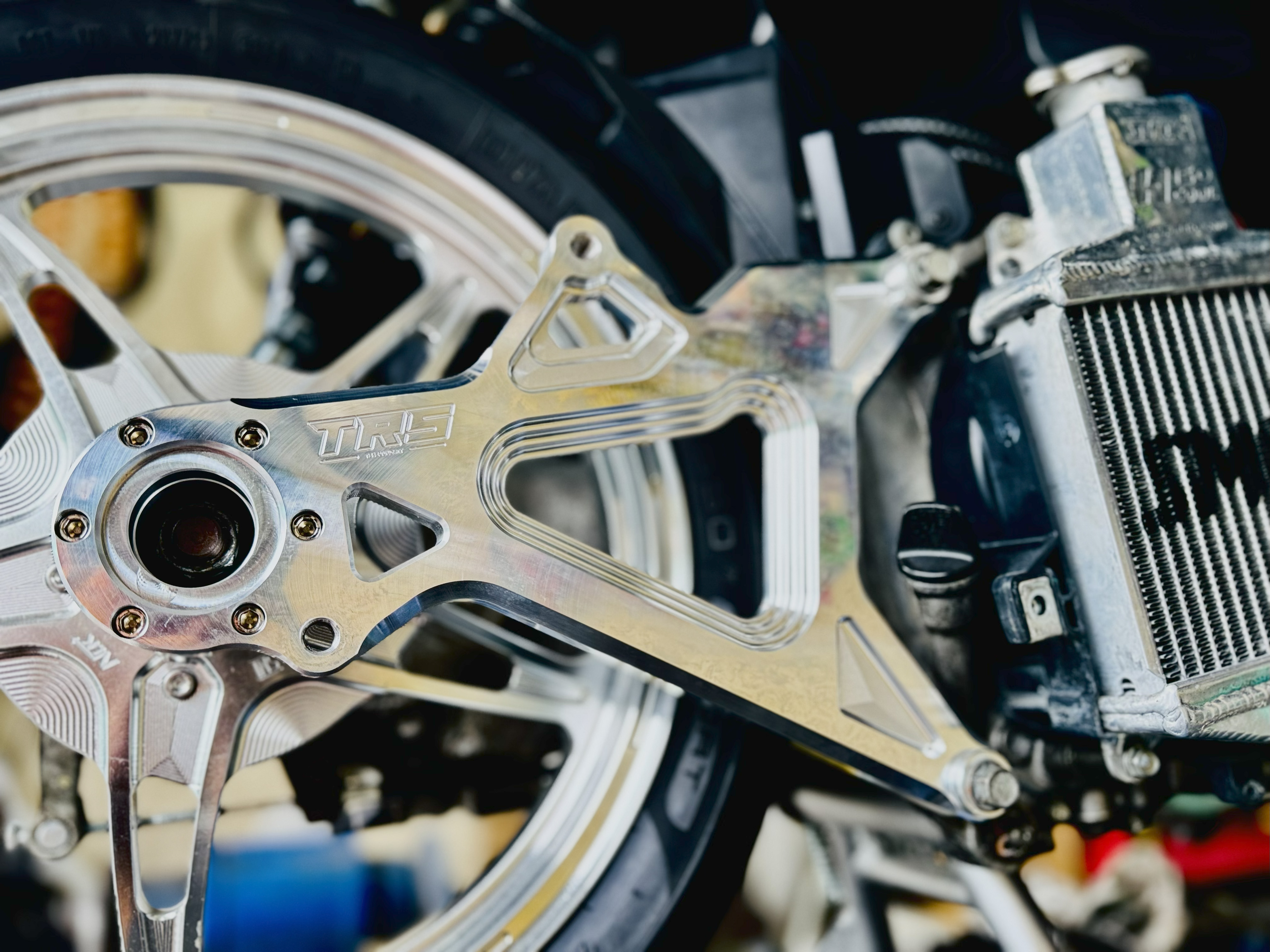 TRS CNC SWING ARM FOR HONDA CLICK 125-150 | Shopee Philippines