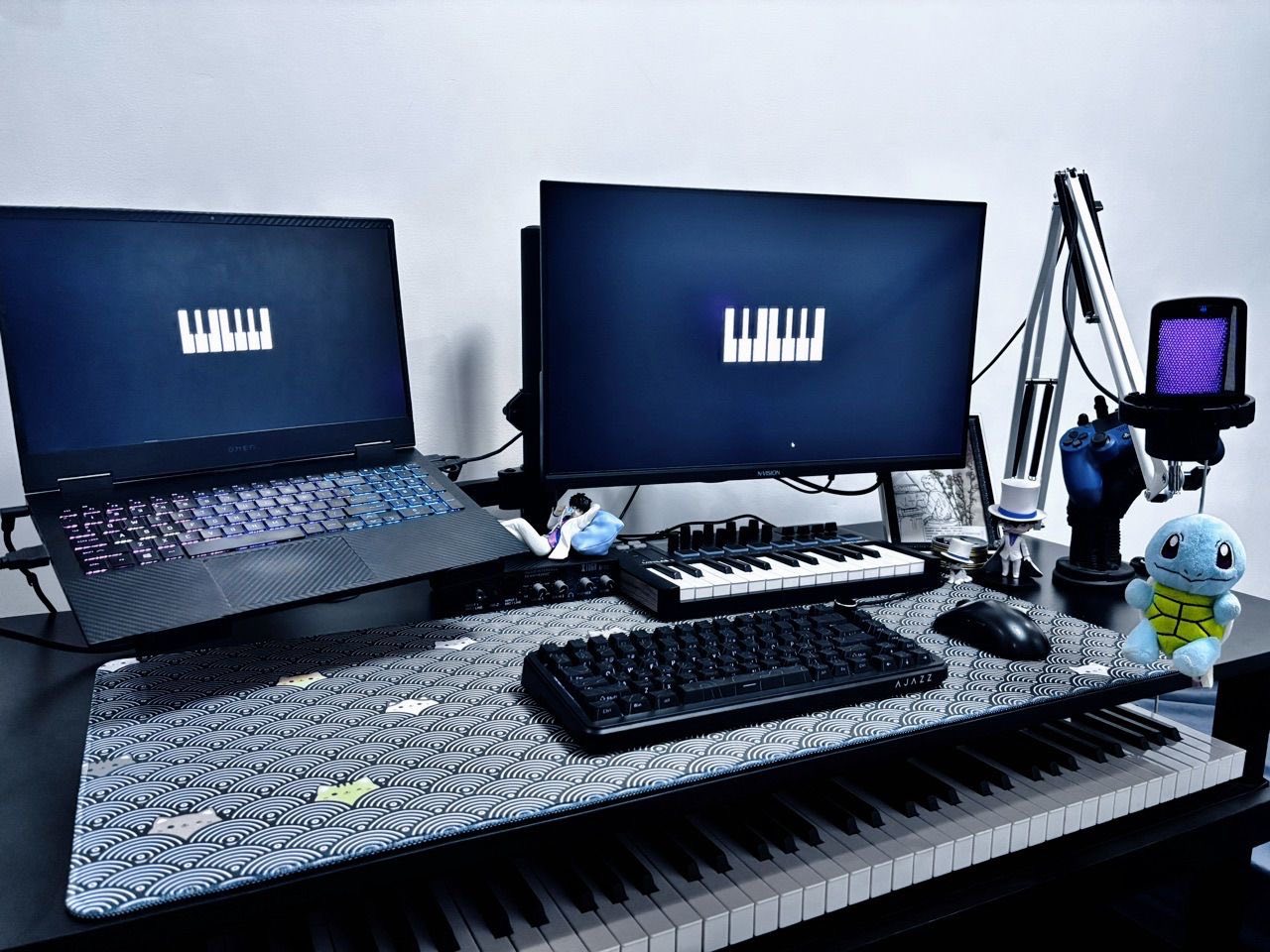HEAVY-DUTY COMPUTER TABLE WITH PIANO KEYBOARD SLIDER | Shopee Philippines