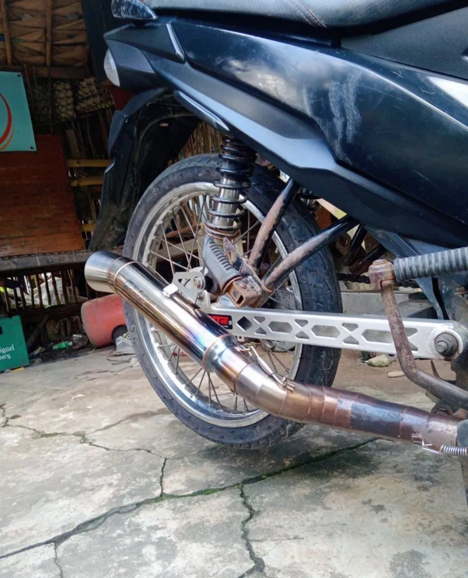 Universal 38-51mm Motorcycle Exhaust Pipe Locomotives Baked blue ...