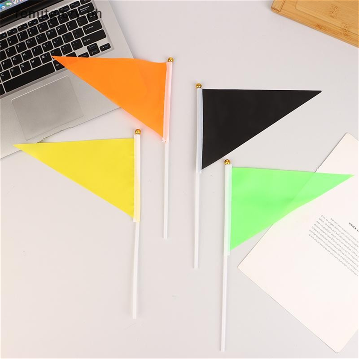 10Pcs Mini Triangular Hand Cranked Flag With Pole Small Hand Flag 14 ...