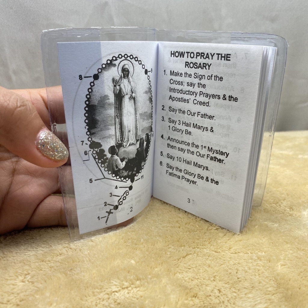 My Rosary Guide (English - Tagalog) Pocket size; Size: 2.1 x3.5 inches ...