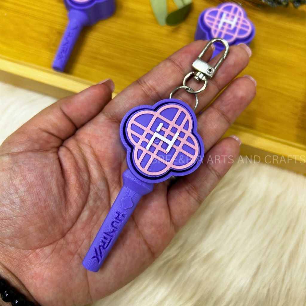 Huntrix Keychain Clicker Fidget Keychain Kpop Merchandise Stress Relief ...