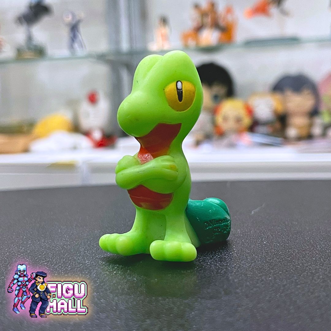 Pokemon 2002 Finger Puppet Treecko Figure Catch Them All Nintendo ...