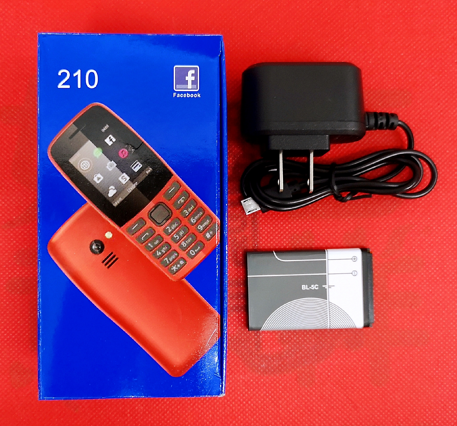 210 Camera Music Phone Dual Sim Keypad Phone FM Radio Micro SD 1.7LCD ...