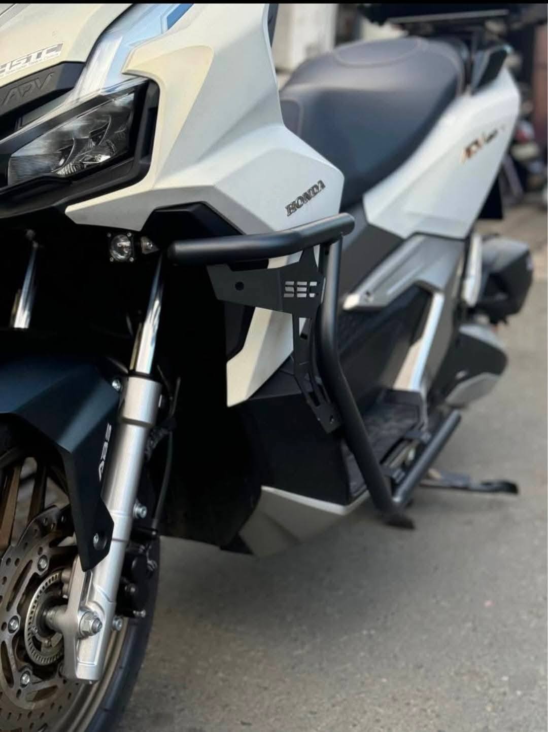 SEC crash guard HALF armour for ADV 160 With bolts and nuts.. | Shopee ...