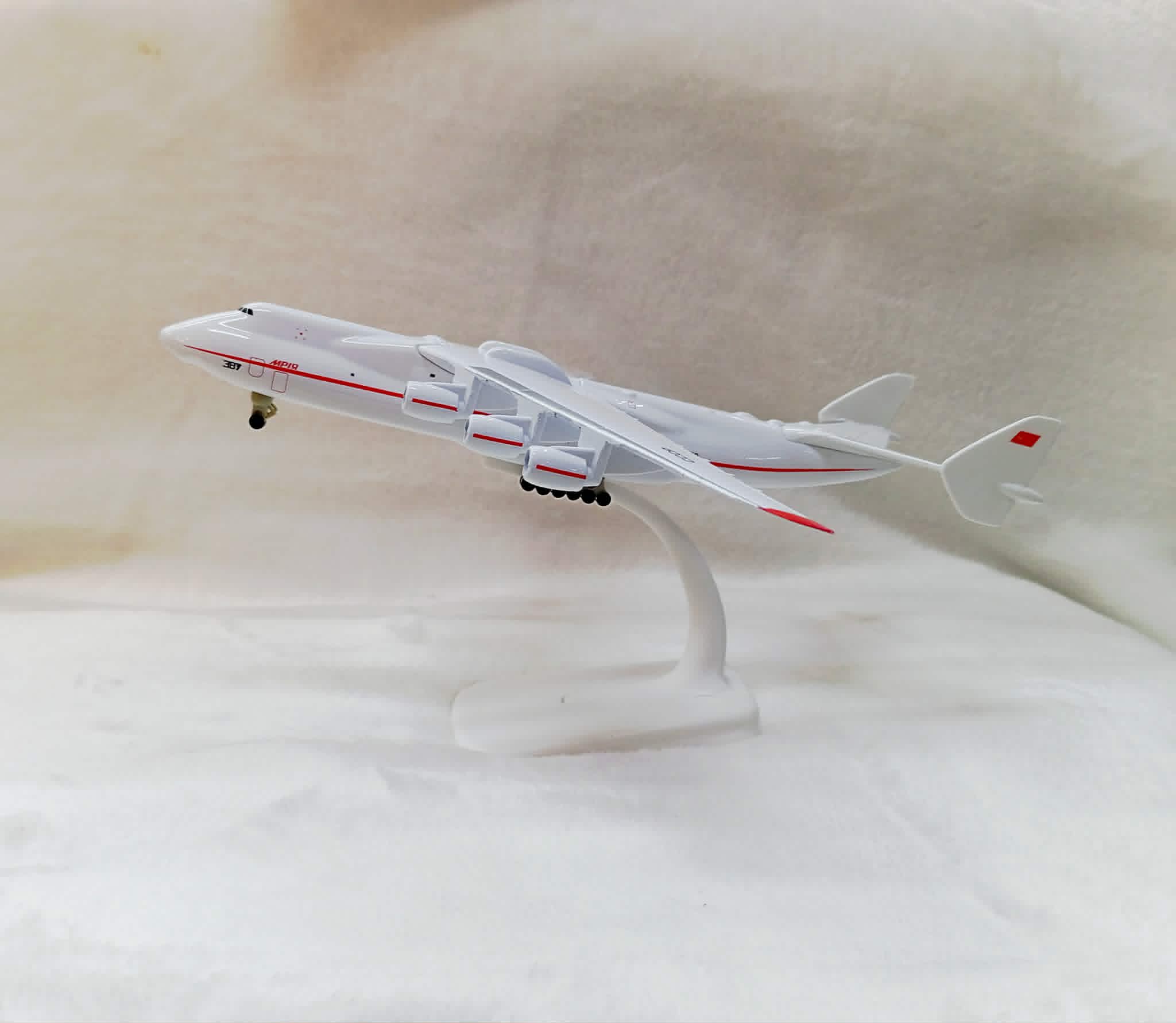 Antonov AN-225 Mriya Premium Diecast Airplane Model w/ Landing Gear ...