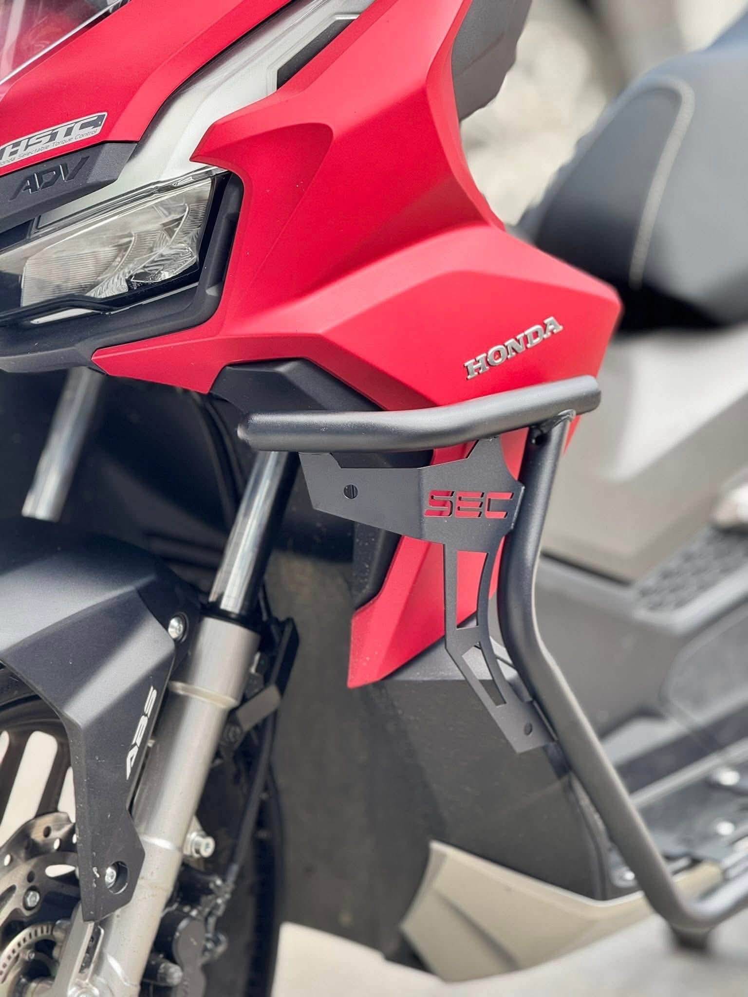 SEC crash guard HALF armour for ADV 160 With bolts and nuts.. | Shopee ...