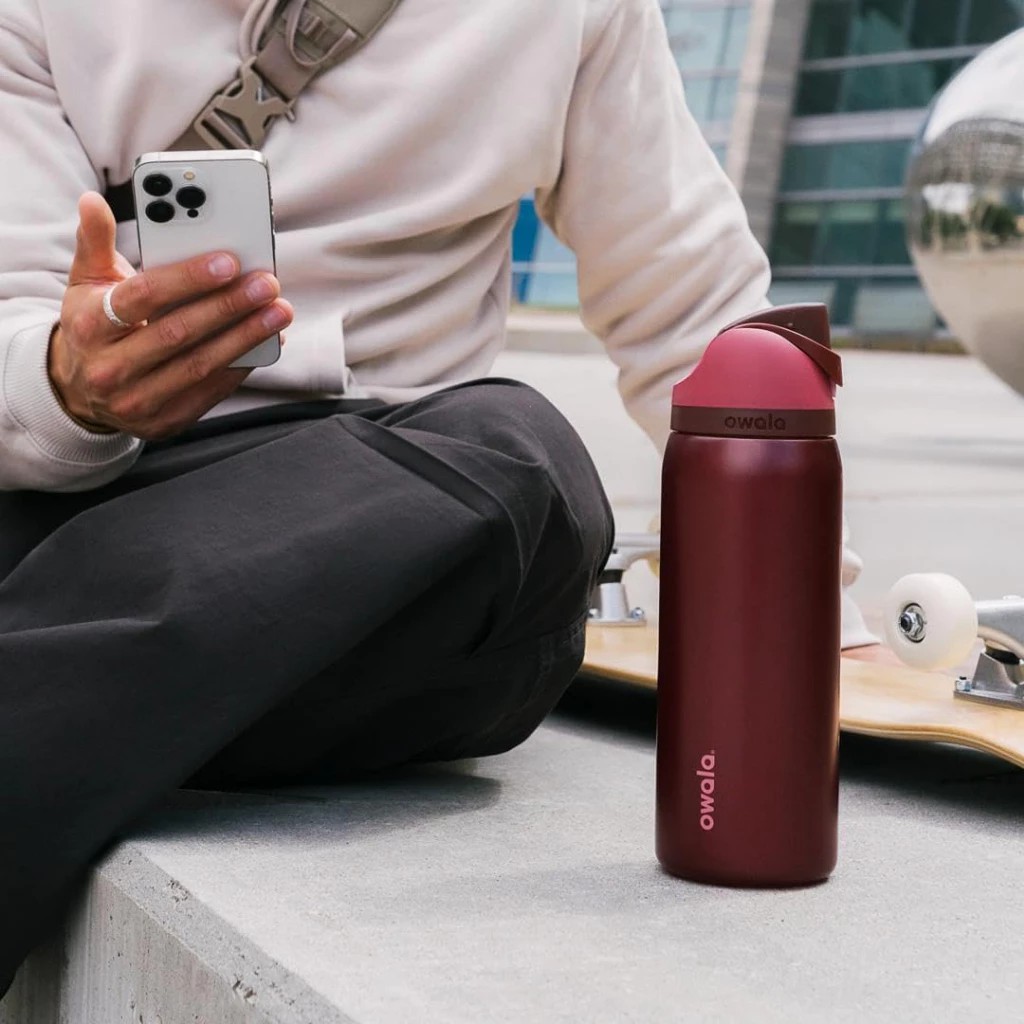 Owala Black Cherry Collab FreeSip 24oz/32oz/40oz Stainless Tumbler Leak ...