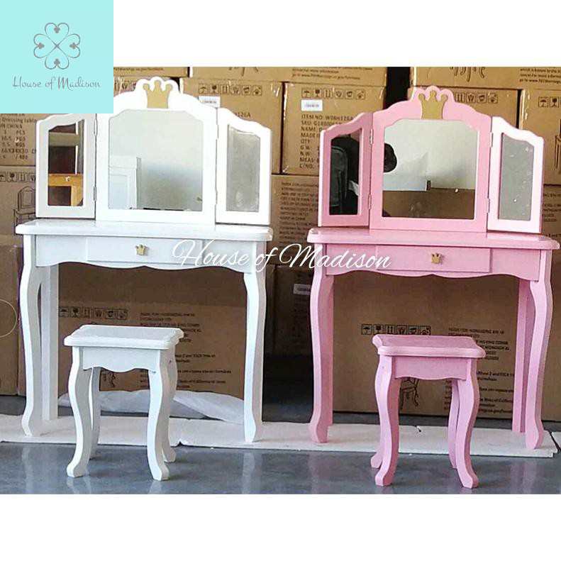 Kids wooden best sale vanity table