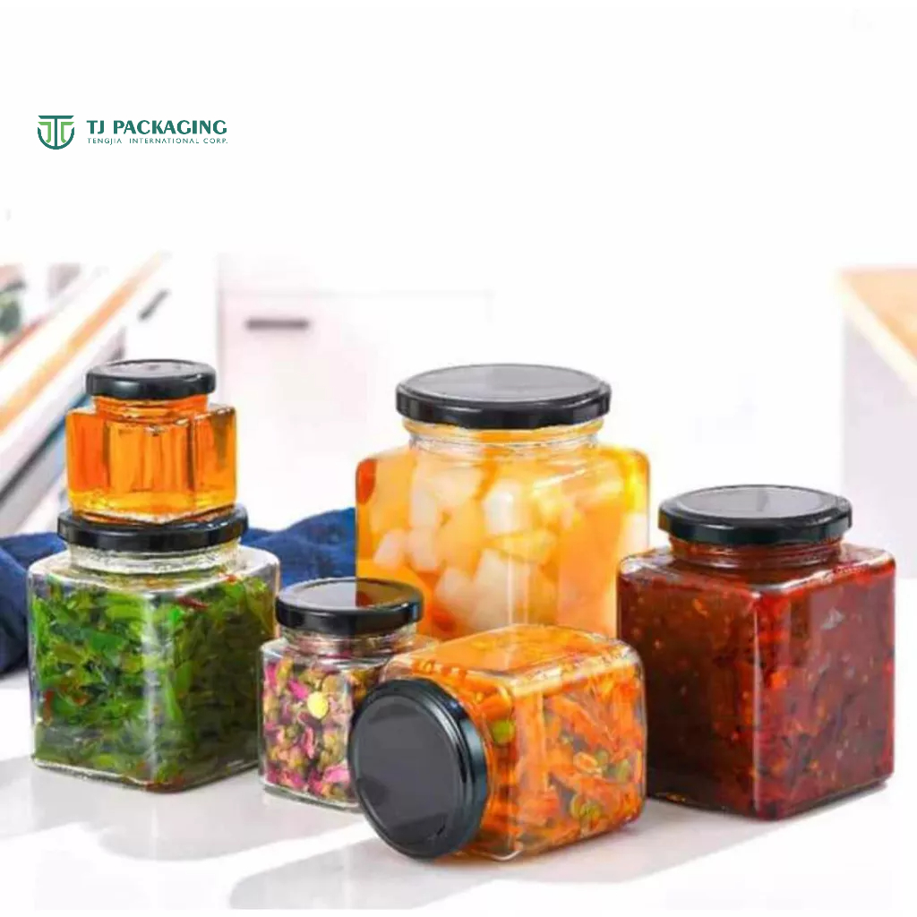 (1 Box) Square glass Chili Sauce Jar 100ml 150ml 200ml with metal lid