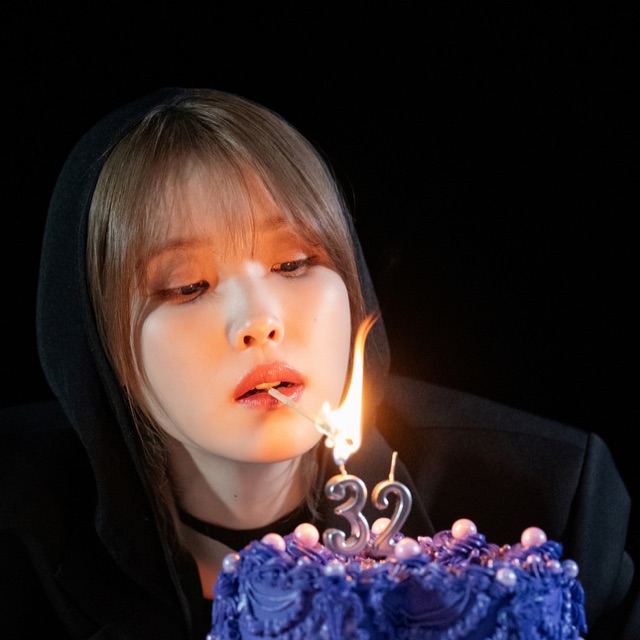 K-POP・アジア Smash Hits 2 The Stories Between U & I K-POP・アジア Smash Hits 2 The Stories Between U & I IU