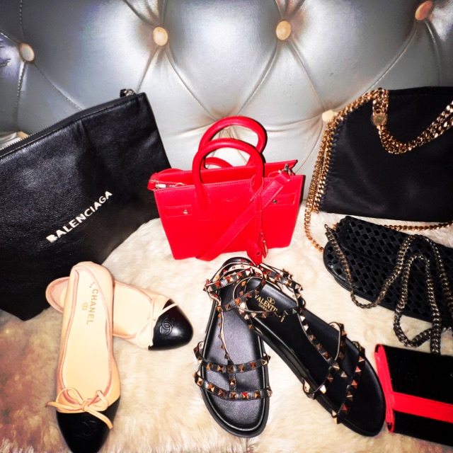 Gucci soho sling deals