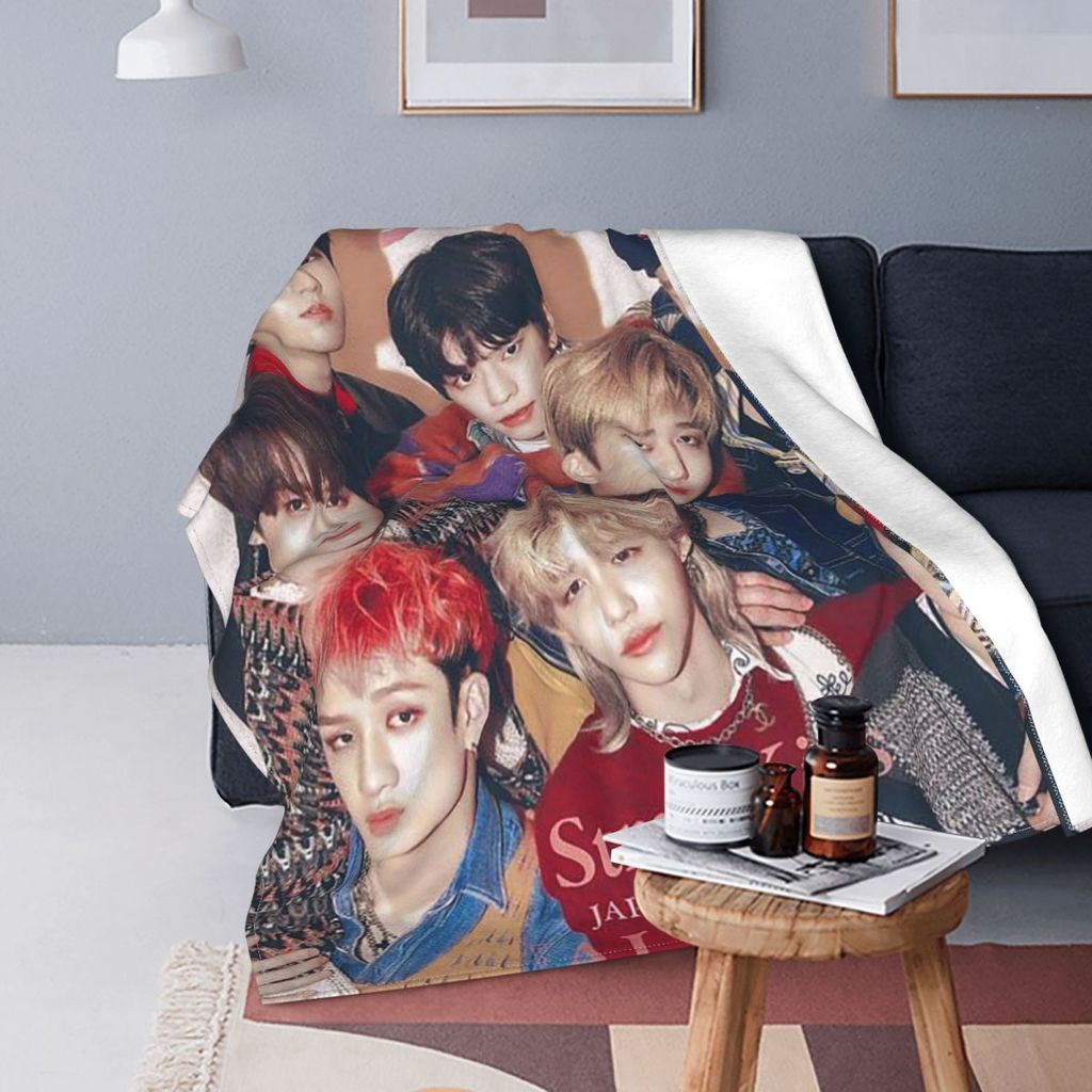 Kpop Star Stray Kids Singer Idol Blankets Velvet Print Portable