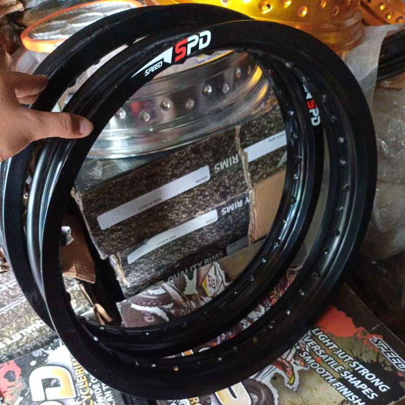 Rim 3.00-18 , 2.50-18, 2.15-18,1.85-18 (SPD Rims)36 holes black ...