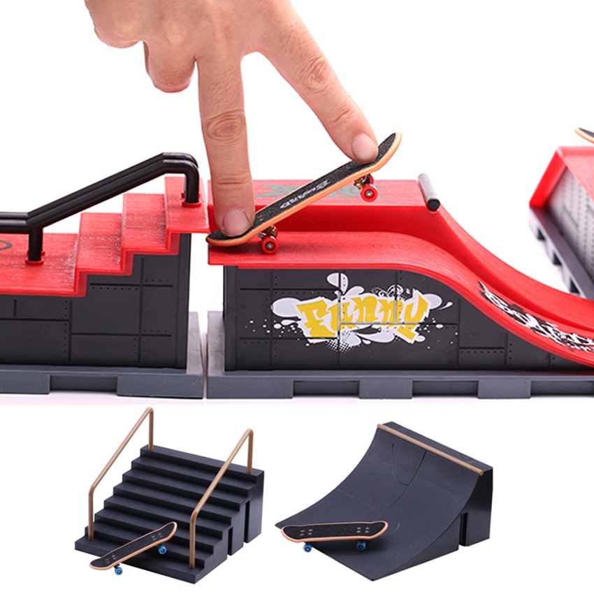 Mini Fingerboard Set Children Finger Skateboards Park Toy Plastic