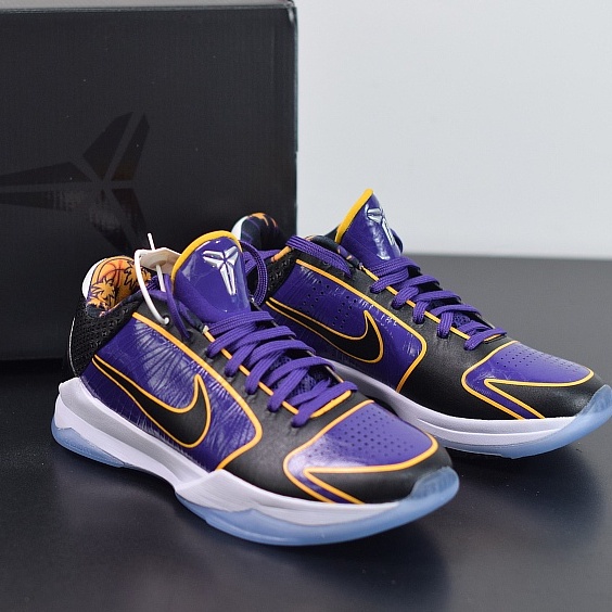 Kobe protro best sale black purple