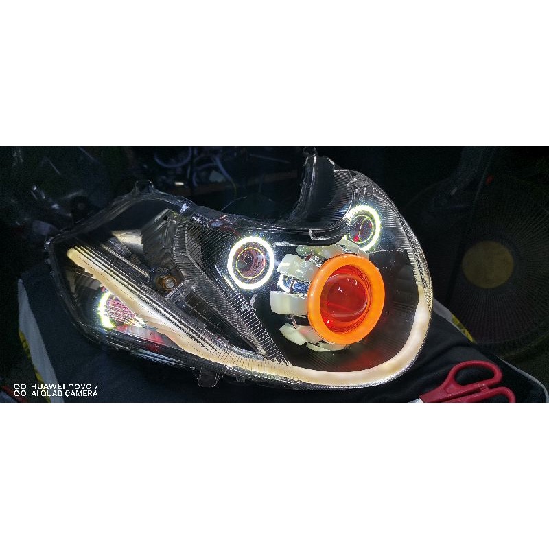 Mio i 125 PentaProjector Headlight assembly with dual color eyeline