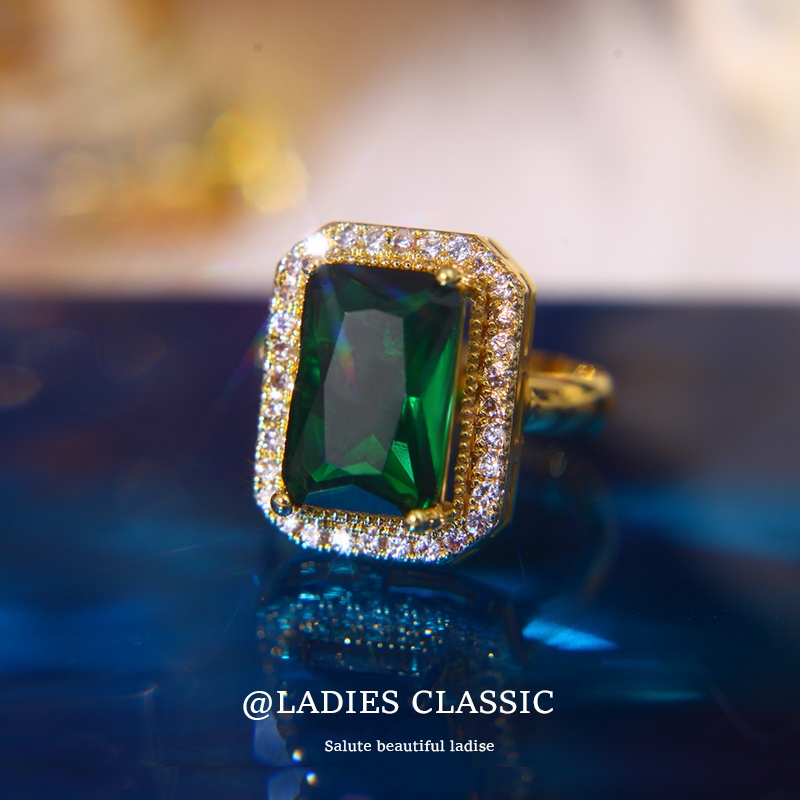 Emerald Shopee