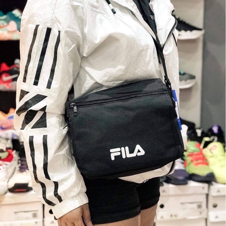 Fila sling bag online black