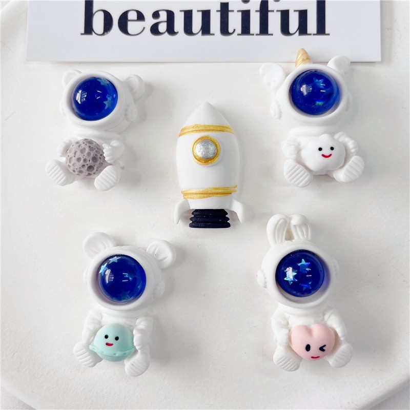 DIY 3D Mini Cartoon Astronaut Rocket Crocs Jibbitz Crocs Charm/DIY Shoe